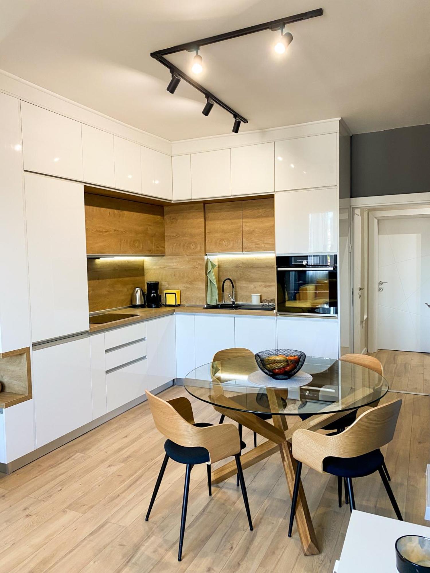 Urban Edge By Rv *